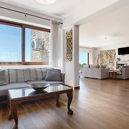 Wild Fig Retreat Thalassa And Loft Guest house *